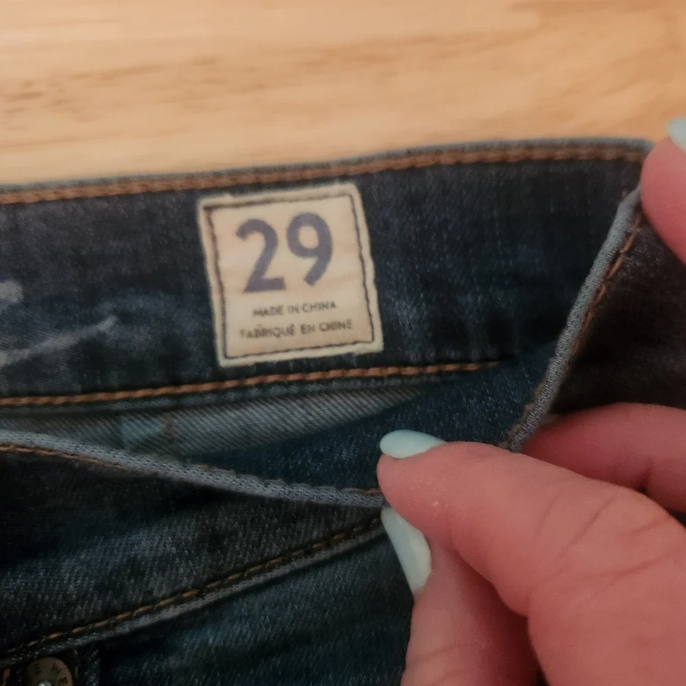 We the Free by Free People Distressed Skinny Jeans, Size 29‎